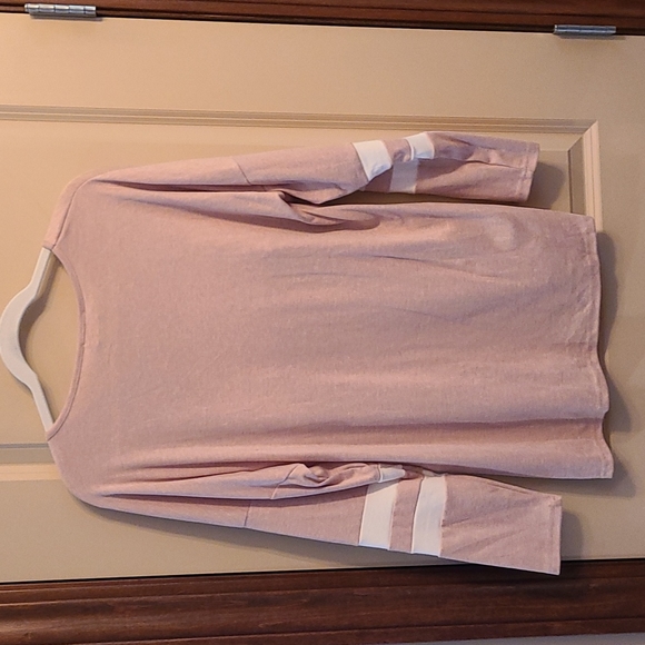 NWT Women's size M Yidarton tan & white long sleeve shirt - Picture 5 of 5